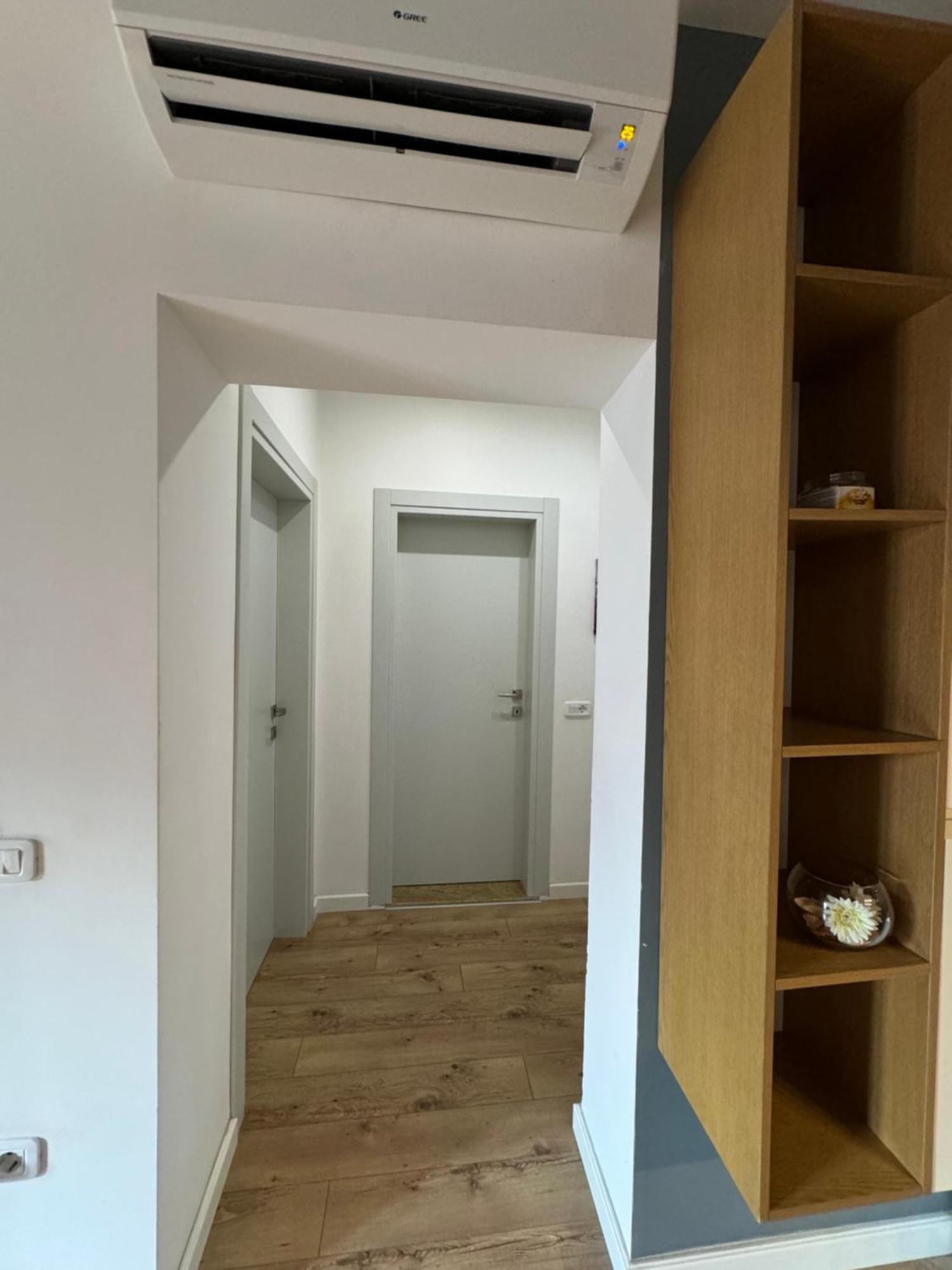 Kreilux Valona Apartment Vlore Bagian luar foto