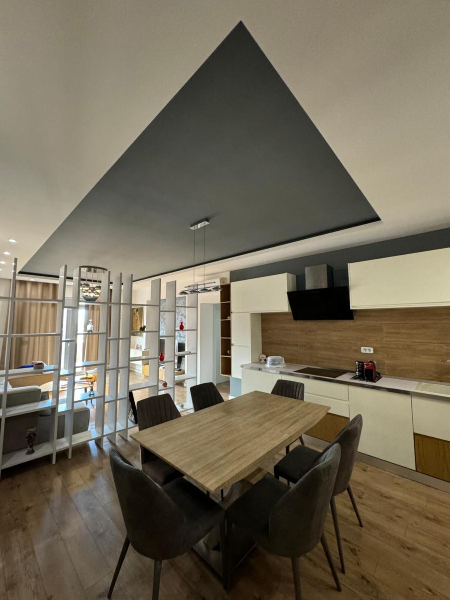 Kreilux Valona Apartment Vlore Bagian luar foto